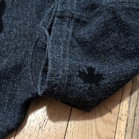 EUC Roots Youth hoodie L(10/12) *H8 - Picture 2 of 5